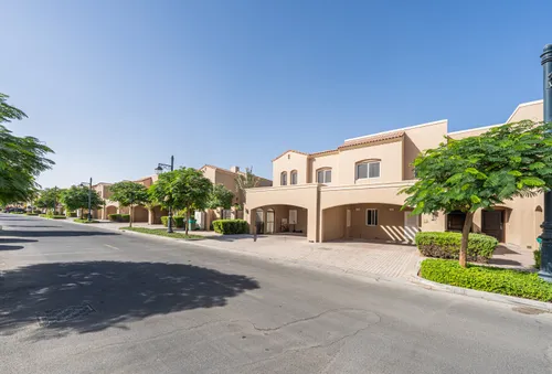 3 Bedrooms Villa in Bella Casa