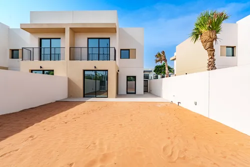 4 Bedrooms Villa in The Dahlias