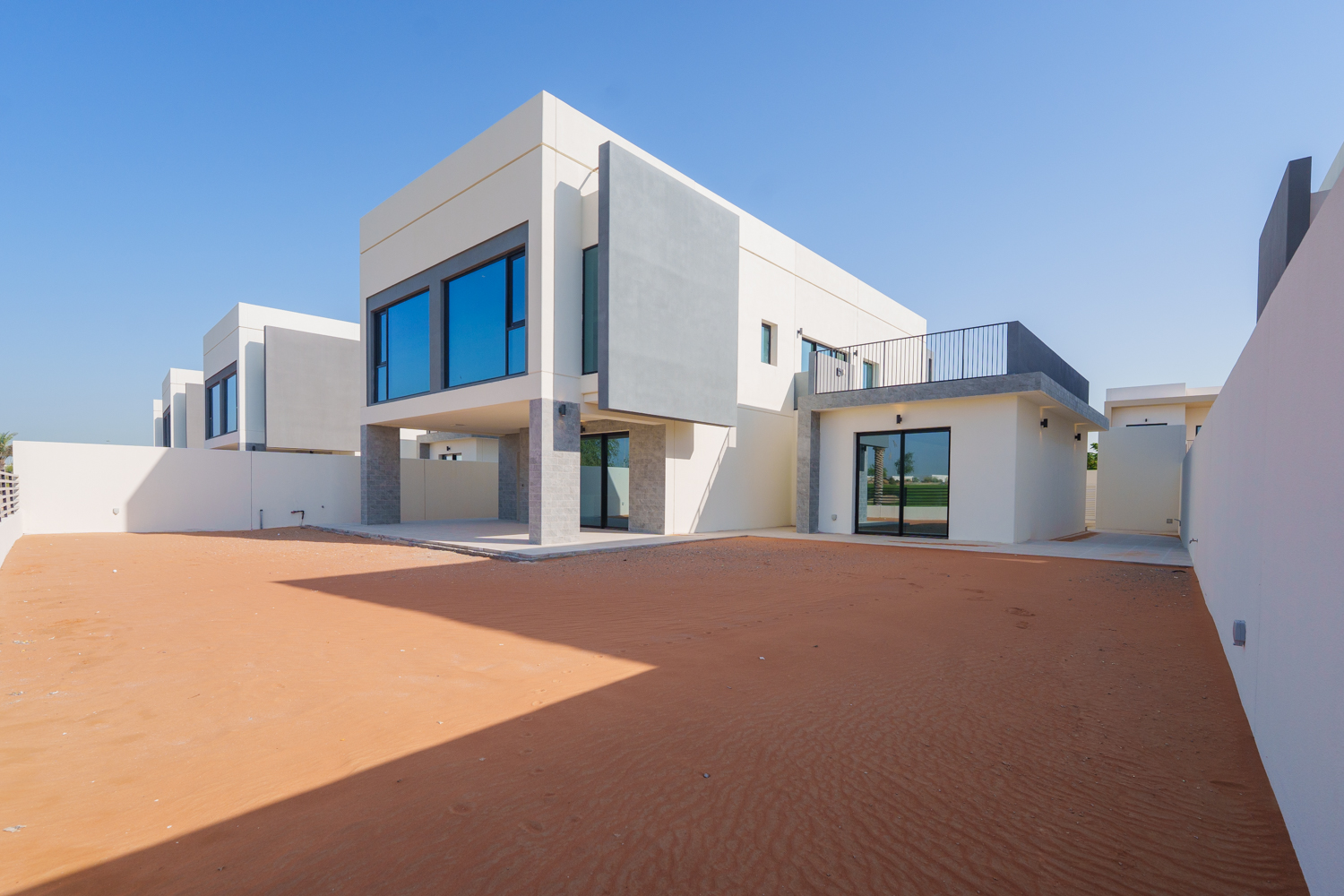 4 Bedrooms Villa in The Dahlias