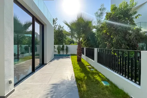 5 Bedrooms Villa in Chorisia 1 Villas