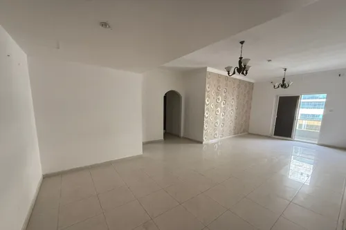 2 Bedrooms Apartment in Queen Tower