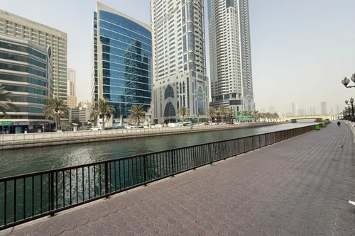 2 Bedrooms Apartment in Queen Tower