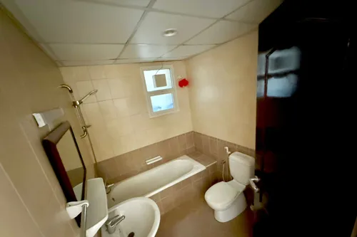 2 Bedrooms Apartment in Queen Tower