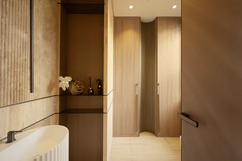 5 Bedrooms Villa in Garden Hall