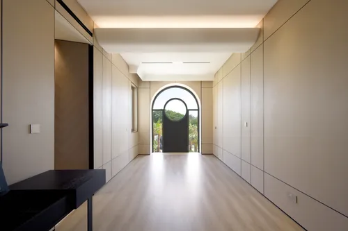 5 Bedrooms Villa in Garden Hall