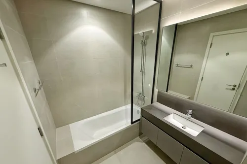 4 Bedrooms Townhouse in Robinia