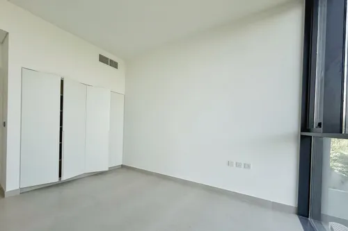 4 Bedrooms Townhouse in Robinia