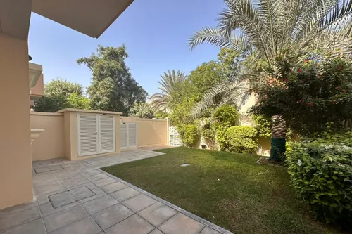 4 Bedrooms Townhouse in Fortuna Village