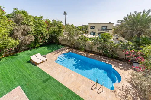 4 Bedrooms Villa in District 3 Regional