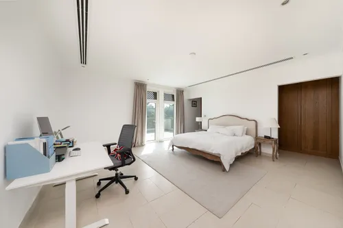 4 Bedrooms Villa in District 3 Regional