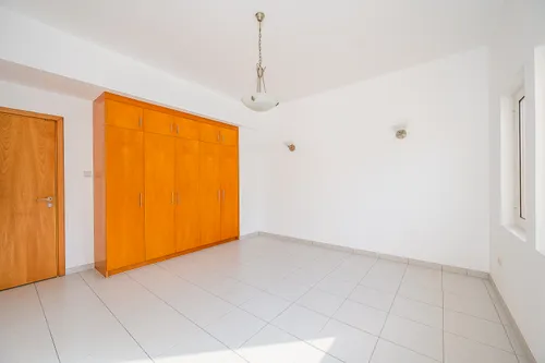 5 Bedrooms Villa in Courtyard CP5