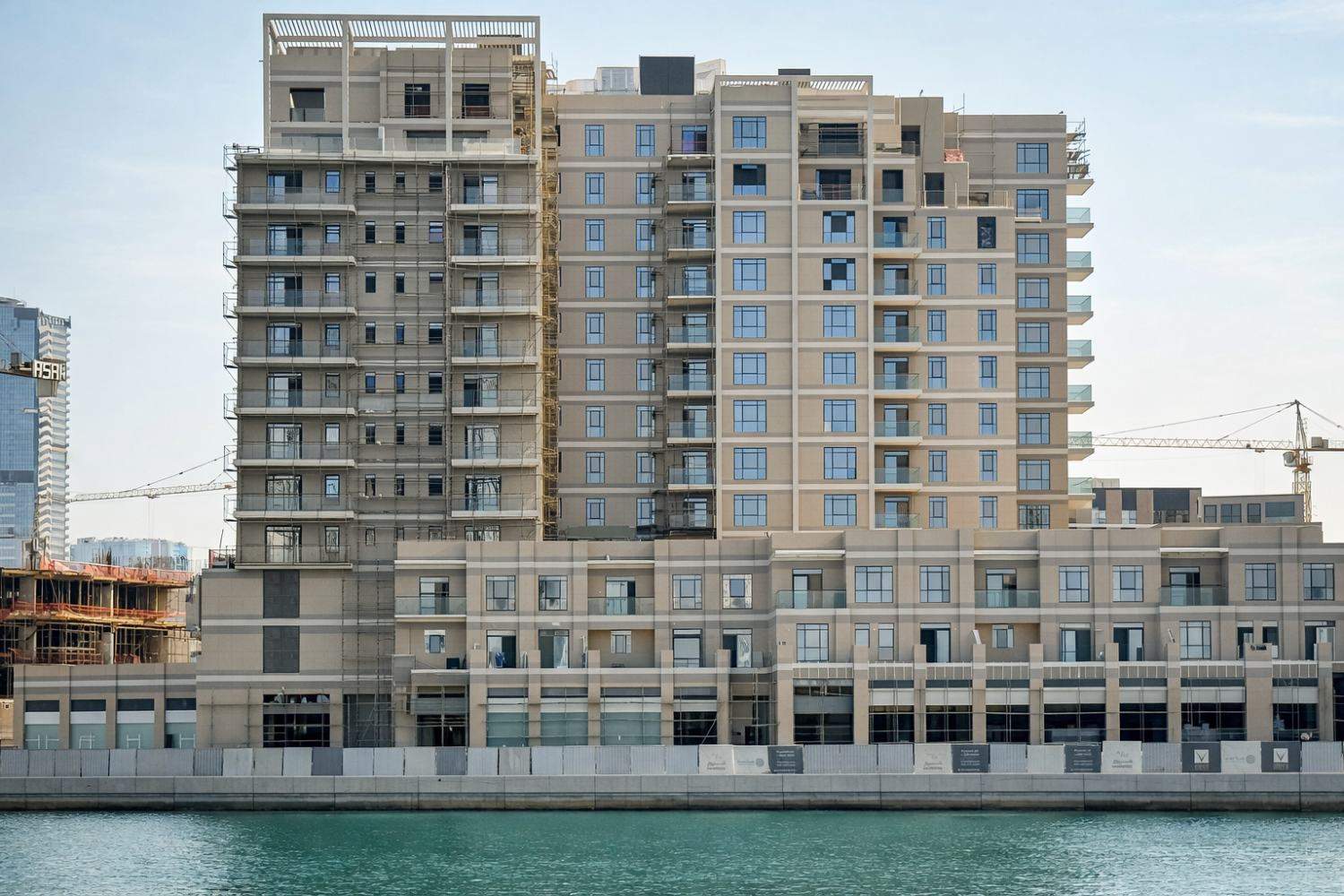 3 Bedrooms Townhouse in Crystal Residences