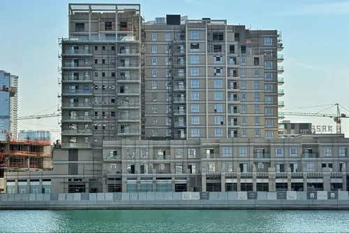 3 Bedrooms Townhouse in Crystal Residences