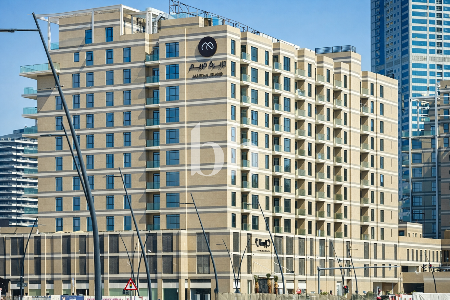 Water Front Rare Townhouse | Premium Unit | 3BR+M