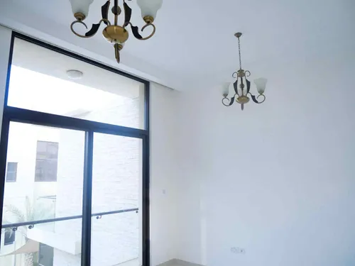 5 Bedrooms Villa in Silver Springs 2