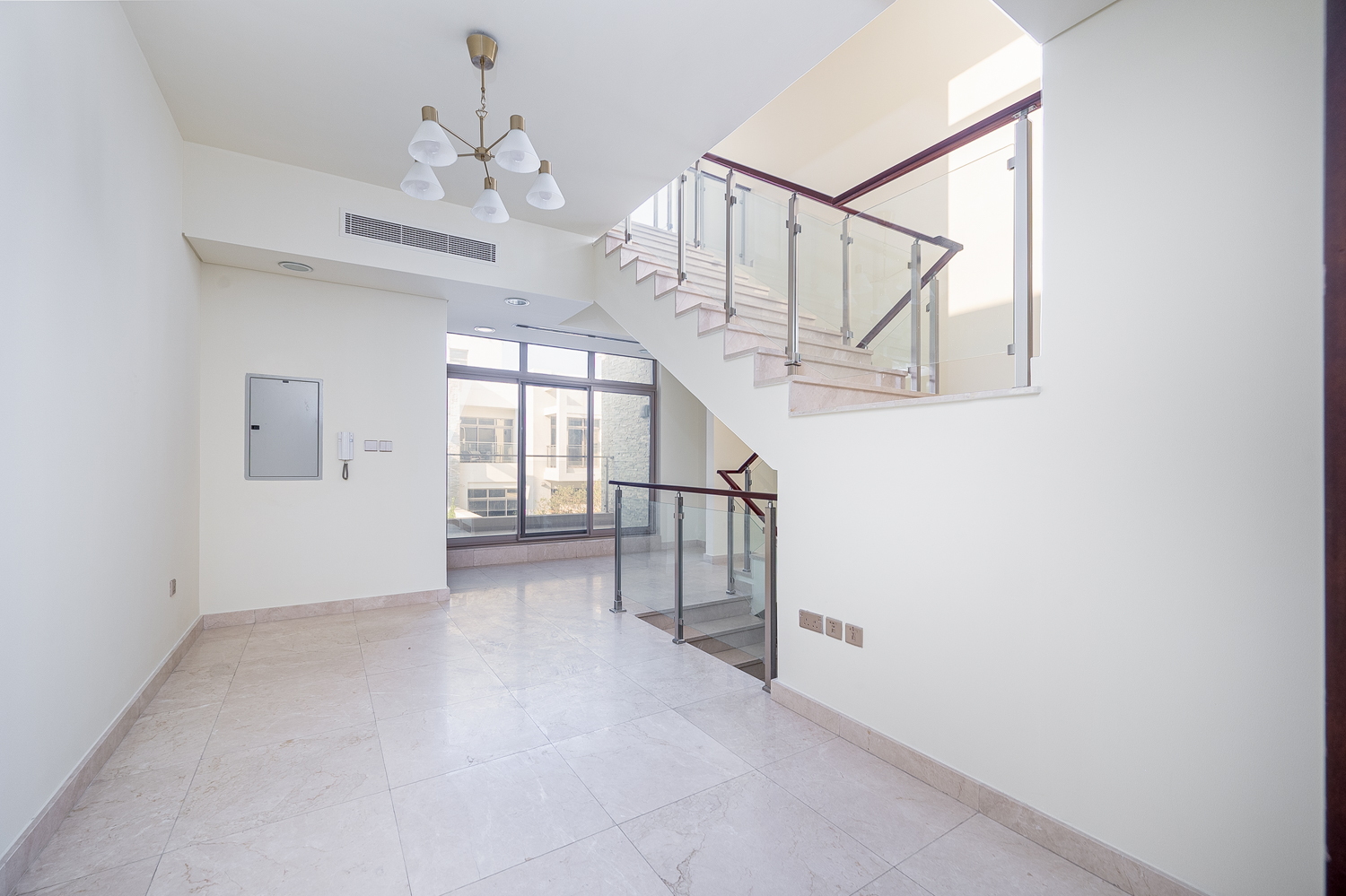 3 Bedrooms Townhouse in Polo Townhouses