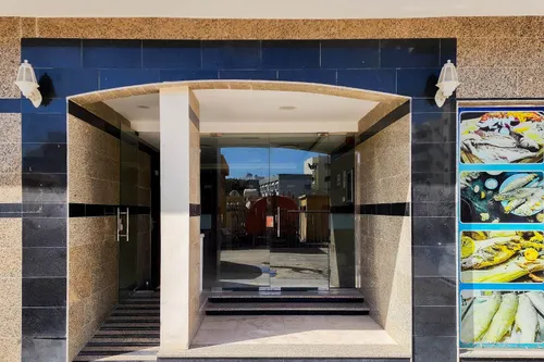 42 Bedrooms Whole Building in Bu Tina