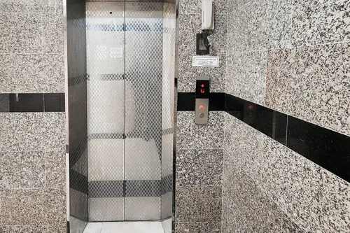 42 Bedrooms Whole Building in Bu Tina