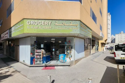 42 Bedrooms Whole Building in Bu Tina