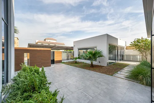 5 Bedrooms Villa in Al Barsha South 2