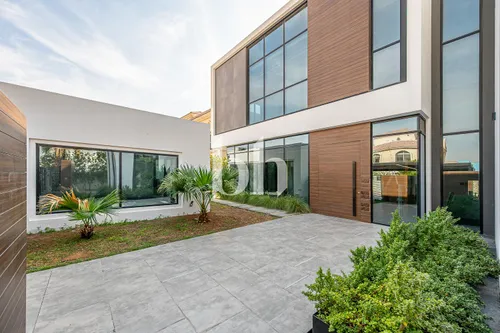 Contemporary Villa | Pool | Gym | Spacious