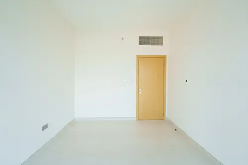 3 Bedrooms Apartment in Radiant Square
