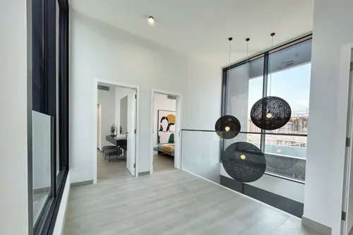 4 Bedrooms Villa in Saro