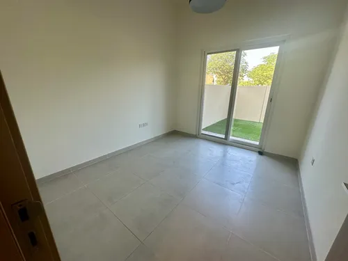 4 Bedrooms Villa in Amaranta 1