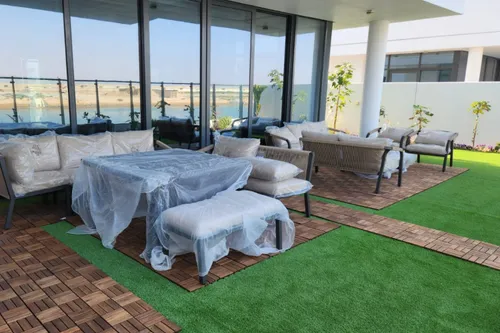 5 Bedrooms Villa in Sun Island