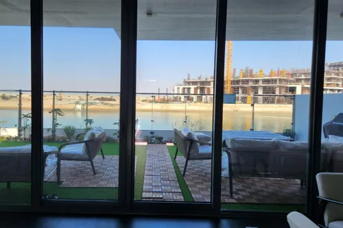 5 Bedrooms Villa in Sun Island