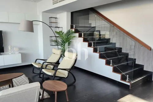 Direct access to Lagoon | G+2 villa | 5 master bed