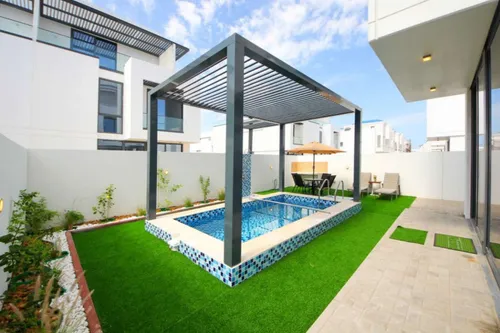 4 Bedrooms Villa in Sun Island