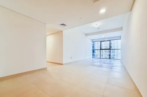 3 Bedrooms Apartment in Radiant Square