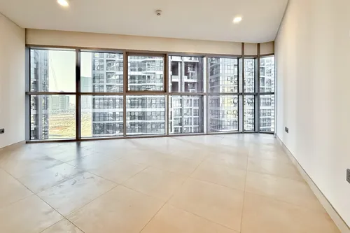 3 Bedrooms Apartment in Radiant Square
