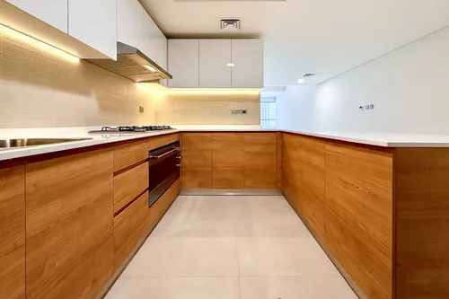 3 Bedrooms Apartment in Radiant Square