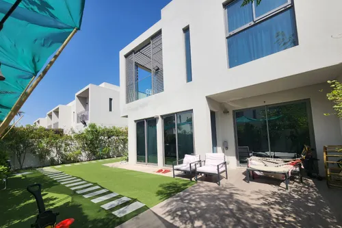 4 Bedrooms Villa in Al Zahia 4