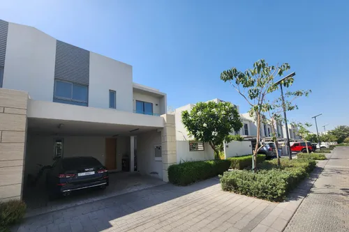 4 Bedrooms Villa in Al Zahia 4