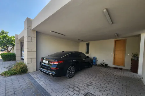 4 Bedrooms Villa in Al Zahia 4