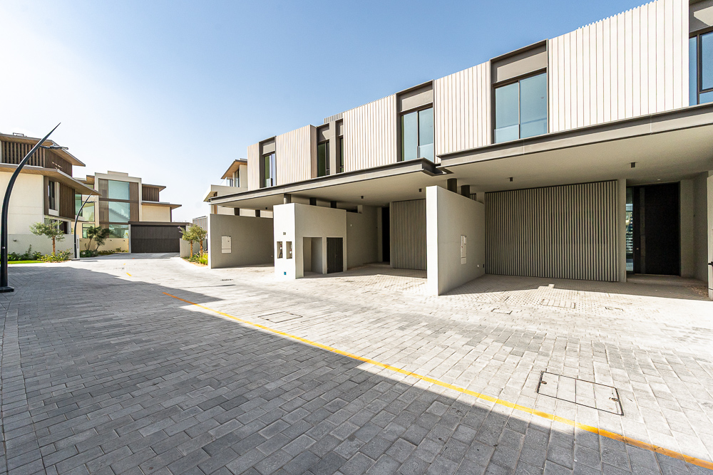 3 Bedrooms Townhouse in Nad Al Sheba Gardens - Phase 2