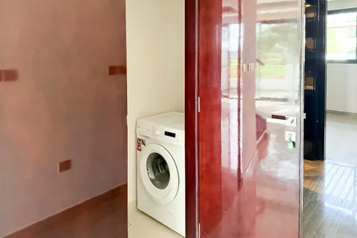 4 Bedrooms Townhouse in Silver Springs 3