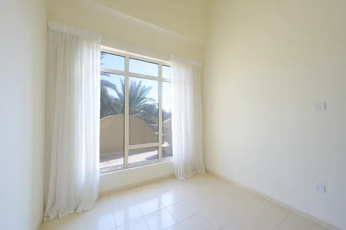 4 Bedrooms Villa in Garden Hall