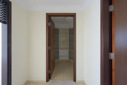 4 Bedrooms Villa in Garden Hall