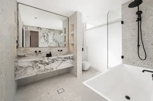 5 Bedrooms Villa in Decora Villas