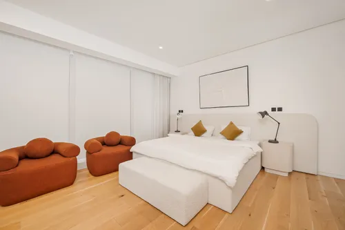 5 Bedrooms Villa in Decora Villas