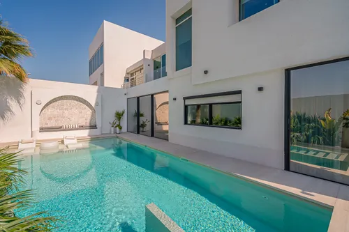 5 Bedrooms Villa in Decora Villas