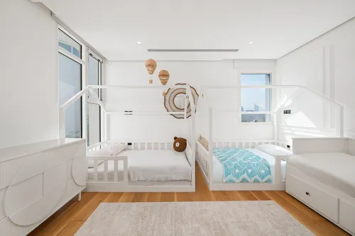 5 Bedrooms Villa in Decora Villas