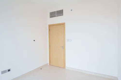3 Bedrooms Apartment in Radiant Square