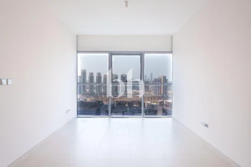 Vacant Unit | Bright and Spacious | High Floor