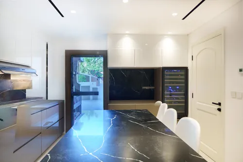 5 Bedrooms Villa in Mangrove Village