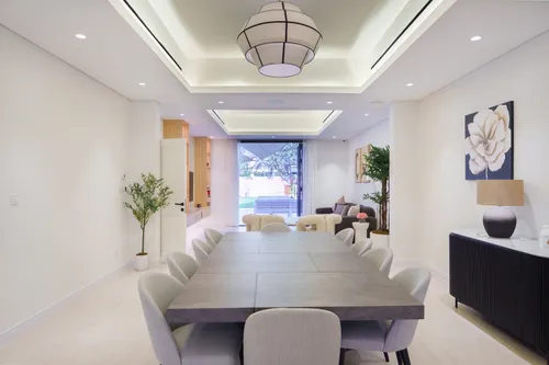 5 Bedrooms Villa in Mangrove Village